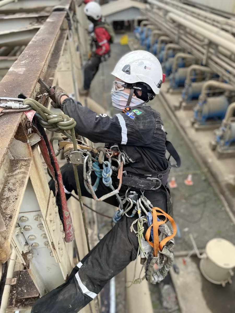 173875944048244_8eef3320