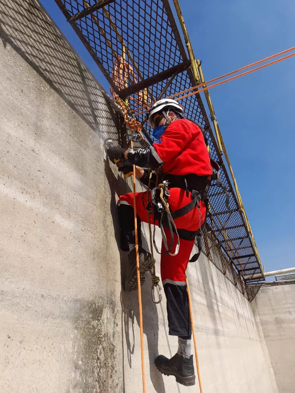 WhatsApp Image 2025-03-14 at 10.50.47 (2)