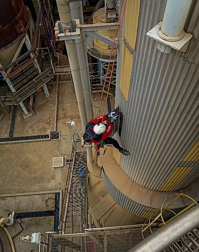 WhatsApp Image 2025-05-21 at 09.29.31