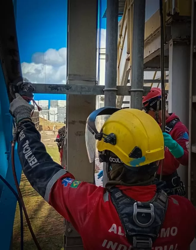 WhatsApp Image 2025-05-21 at 09.29.32 (1)